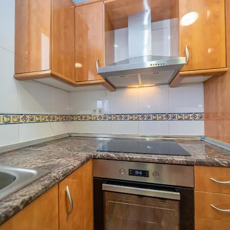 Homeholidaysrentals Carisa *